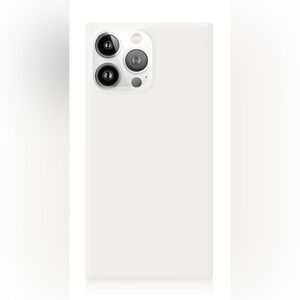 🤍FLAUNT iPhone 15 square case🤍